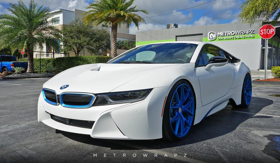 BMW i8 Matte White by MetroWrapz '2016